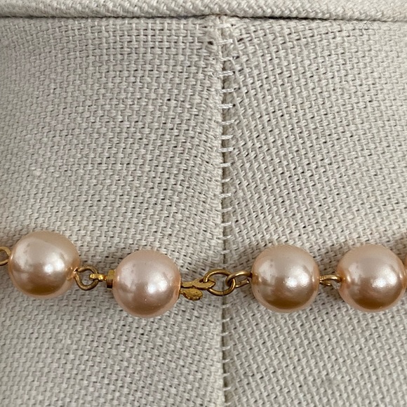 1980s faux pearl imitation champagne pearls earring necklace set - Picture 4 of 11